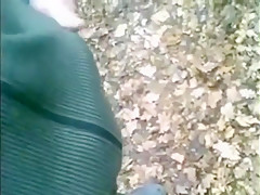 abuelo se corre en el campo