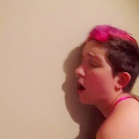 bathroom quicky with booty bling