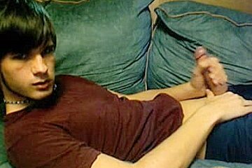 boy-friend jerk off and cum on cam