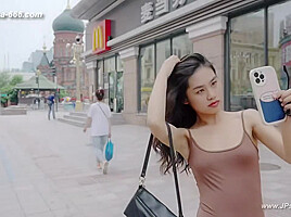 chinese model posing nude 145