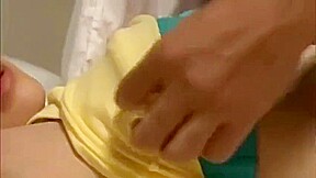 小表睡觉的时候被操 (看直播加微信dsy334452 )