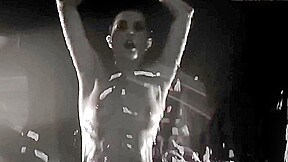 erotic music tell no foxx