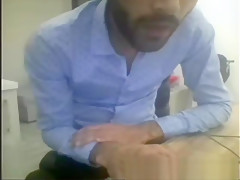 guy on cam 242