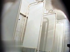 in public pool showers 946