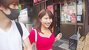 嬉しそうに肉棒に跨るヤリマン褐色ギャル騎乗位で腰を振り抜き悶絶イキまくり