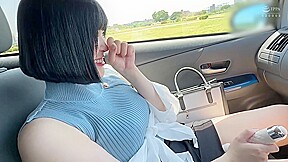 女優の夢を諦め専業主婦に……新婚ほやほやの新妻がマリッジブルーの寂しさを埋めるためチ○コを求めてマッチング！持参の電マで男子高○生ばりの性欲が大爆発