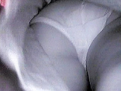 mature upskirt