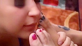 sniffing foot
