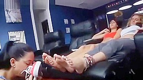 sniffing foot