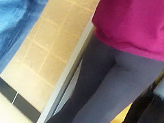 tight yoga pants ass
