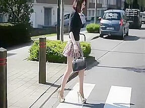 walking Alicia golden 16cm high heels smoking